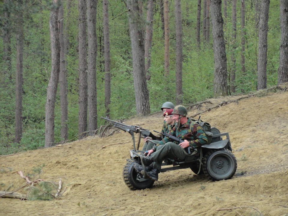img019