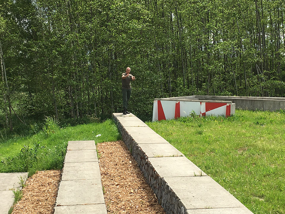 img040